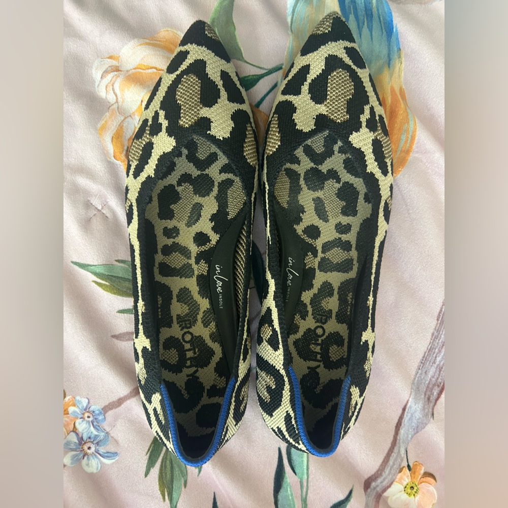 Rothy's Desert Cat Point II Black and Tan Leopard Print Flats